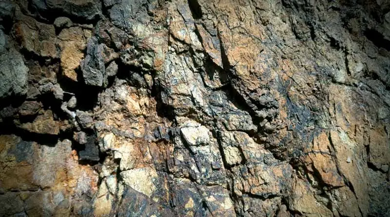 vecteezy_black-stone-background-long-black-stone-texture-and_36935795