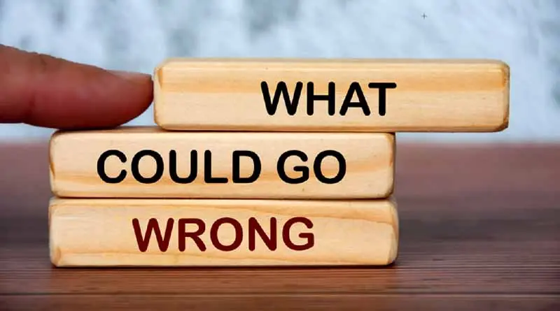 vecteezy_what-could-go-wrong-text-on-wooden-blocks-with-blurred_9948163