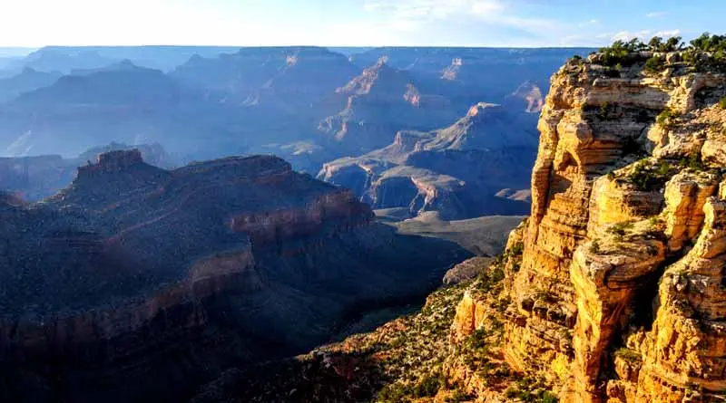 vecteezy_grand-canyon-national-park-from-the-air_16172551