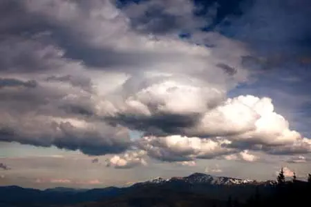 Changing Weather Conditions - vecteezy_beautiful-cloudy-sky-in-carpatian-mountains_41507148